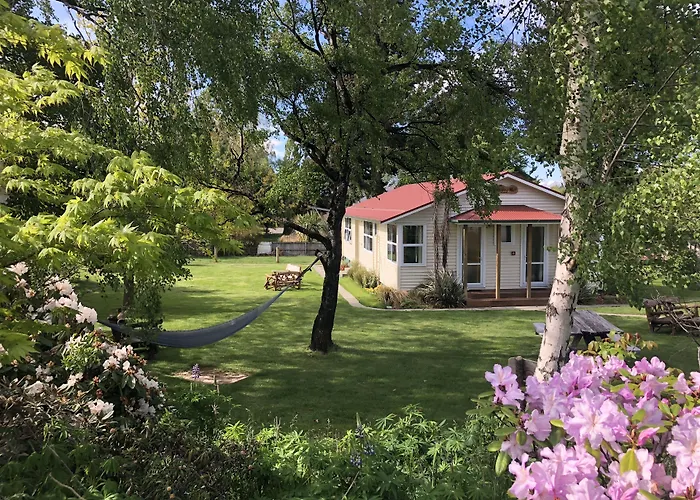 Tailor Made Tekapo Accommodation - Hostel